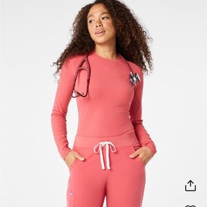 Women’s figs ribbed long sleeve underscrub pulmonary pink XS